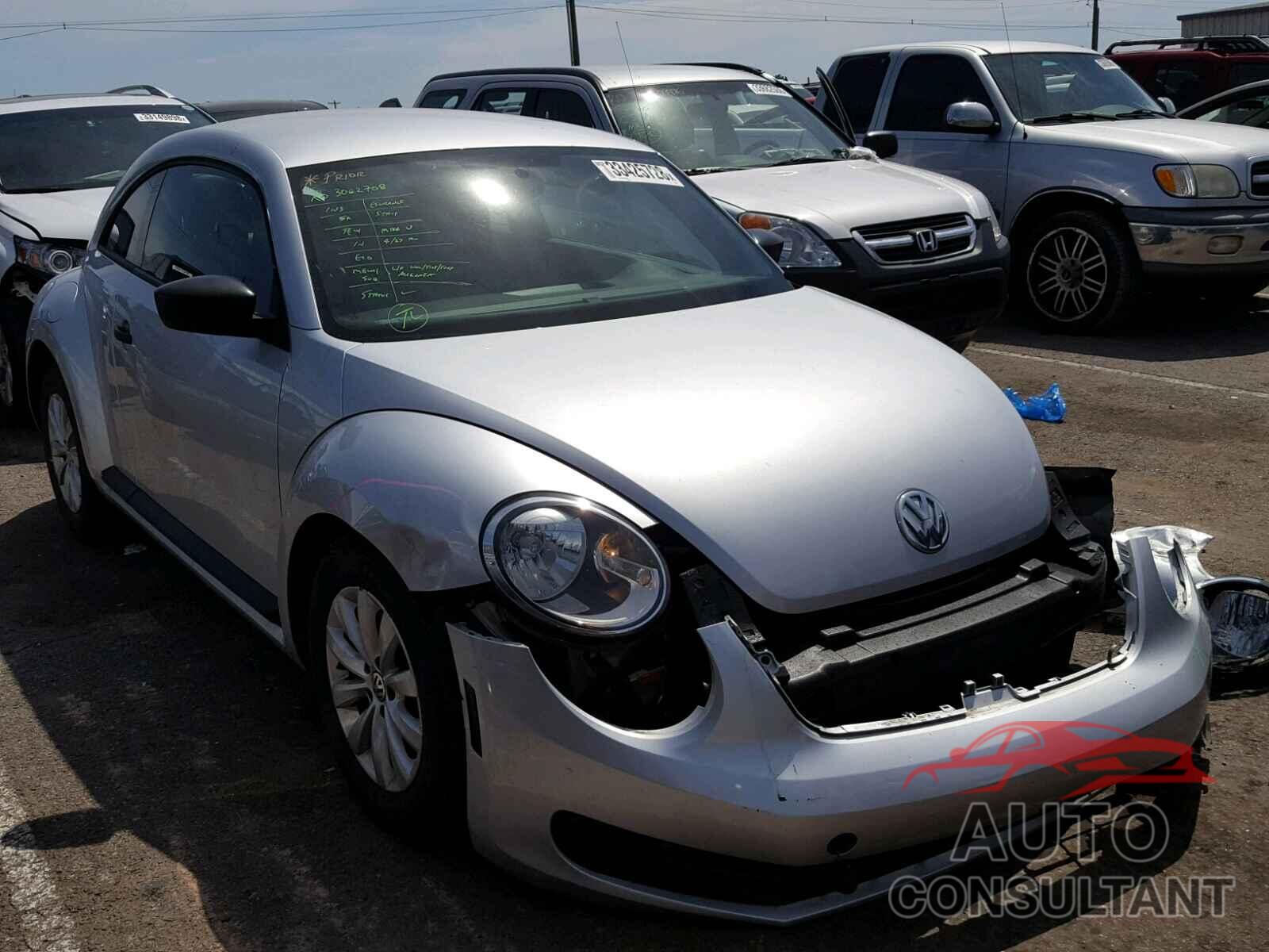 VOLKSWAGEN BEETLE 2016 - 3VWF17AT8GM620012