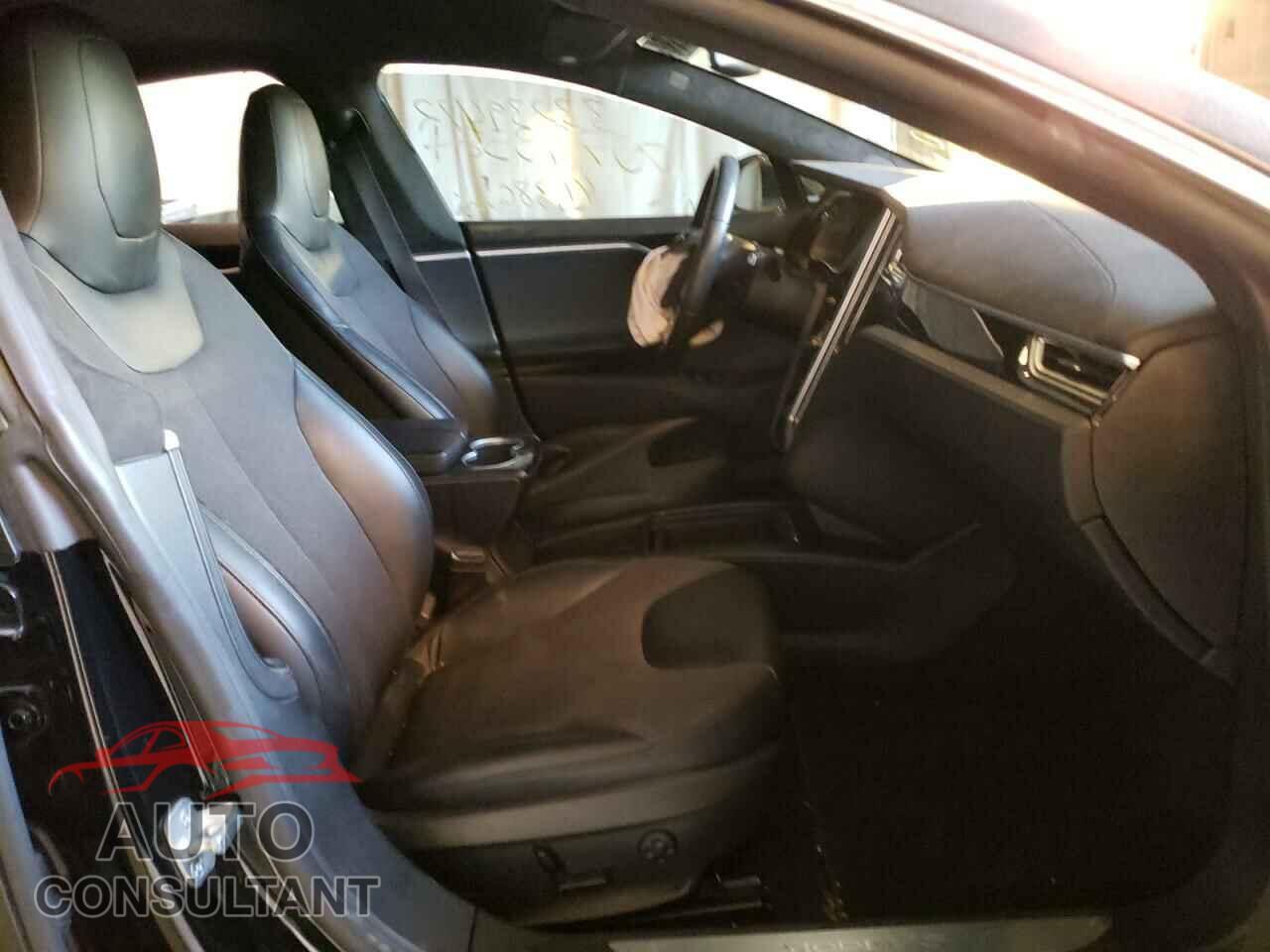 TESLA MODEL S 2016 - 5YJSA1E20GF143127