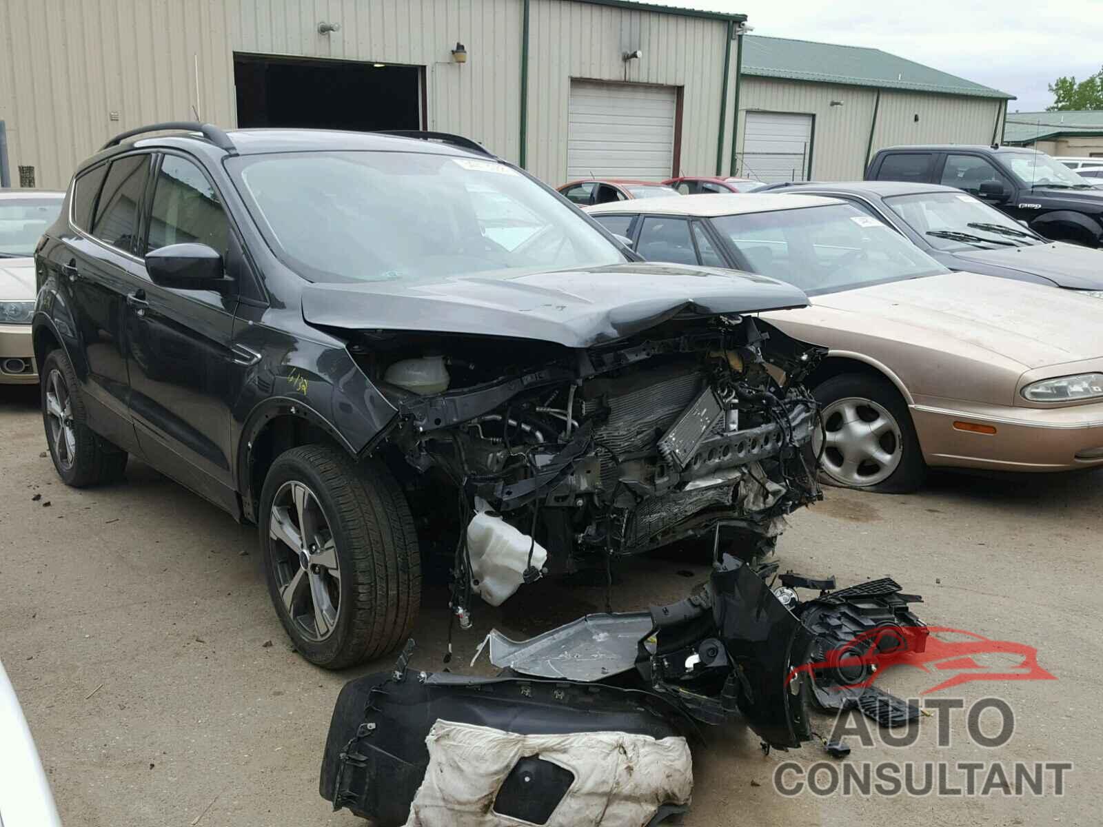 FORD ESCAPE 2017 - 1FMCU9GD2HUB97204