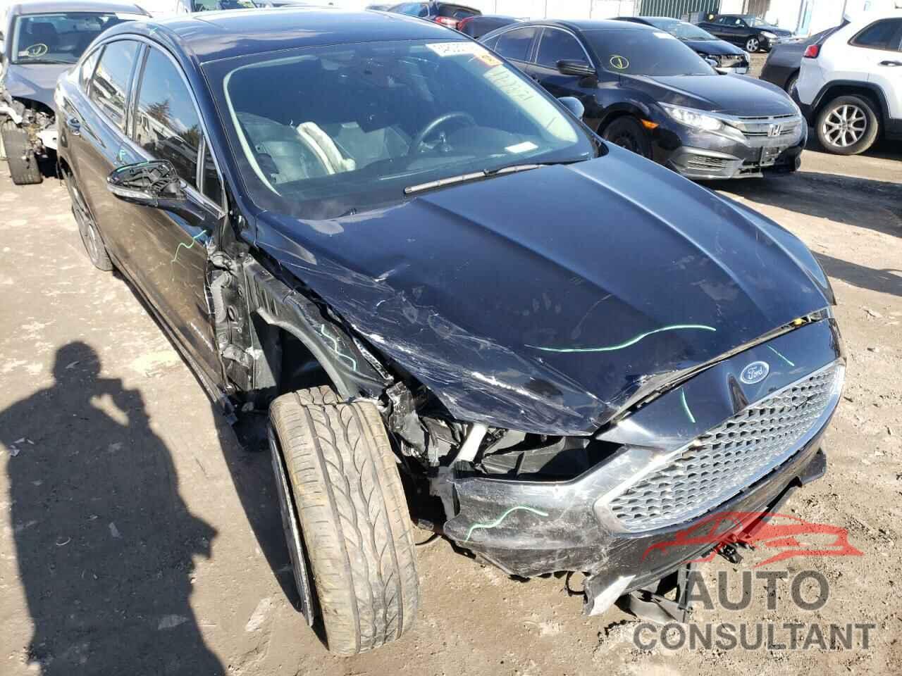 FORD FUSION 2019 - 3FA6P0RU3KR243077