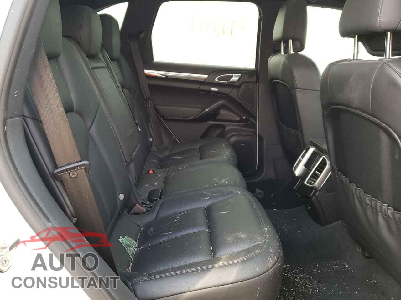 PORSCHE CAYENNE 2016 - WP1AE2A26GLA17538
