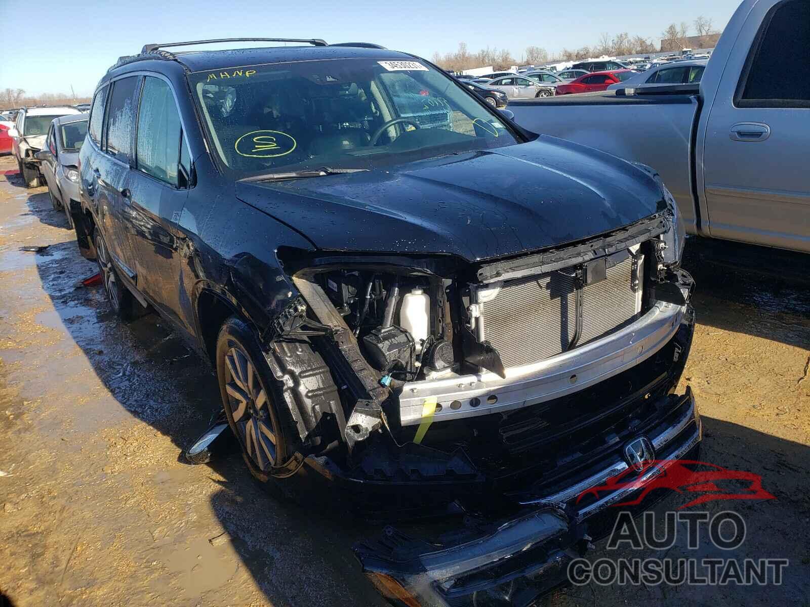 HONDA PILOT 2017 - 5FNYF6H00HB011540
