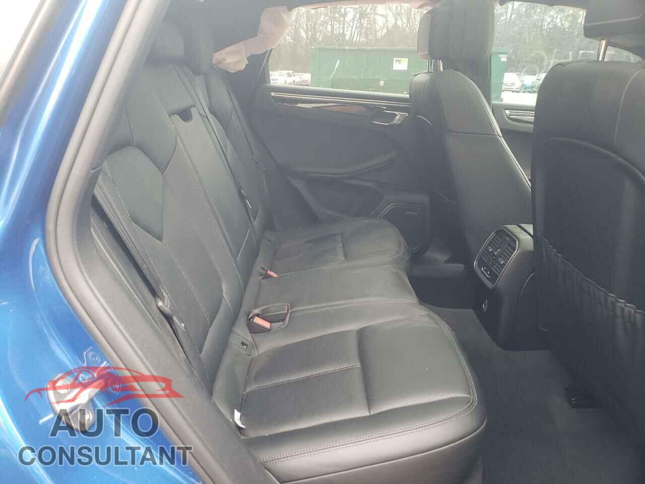 PORSCHE MACAN 2018 - WP1AA2A56JLB18950