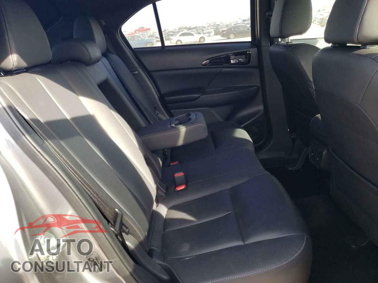 MITSUBISHI ECLIPSE 2022 - JA4ATWAA1NZ001516