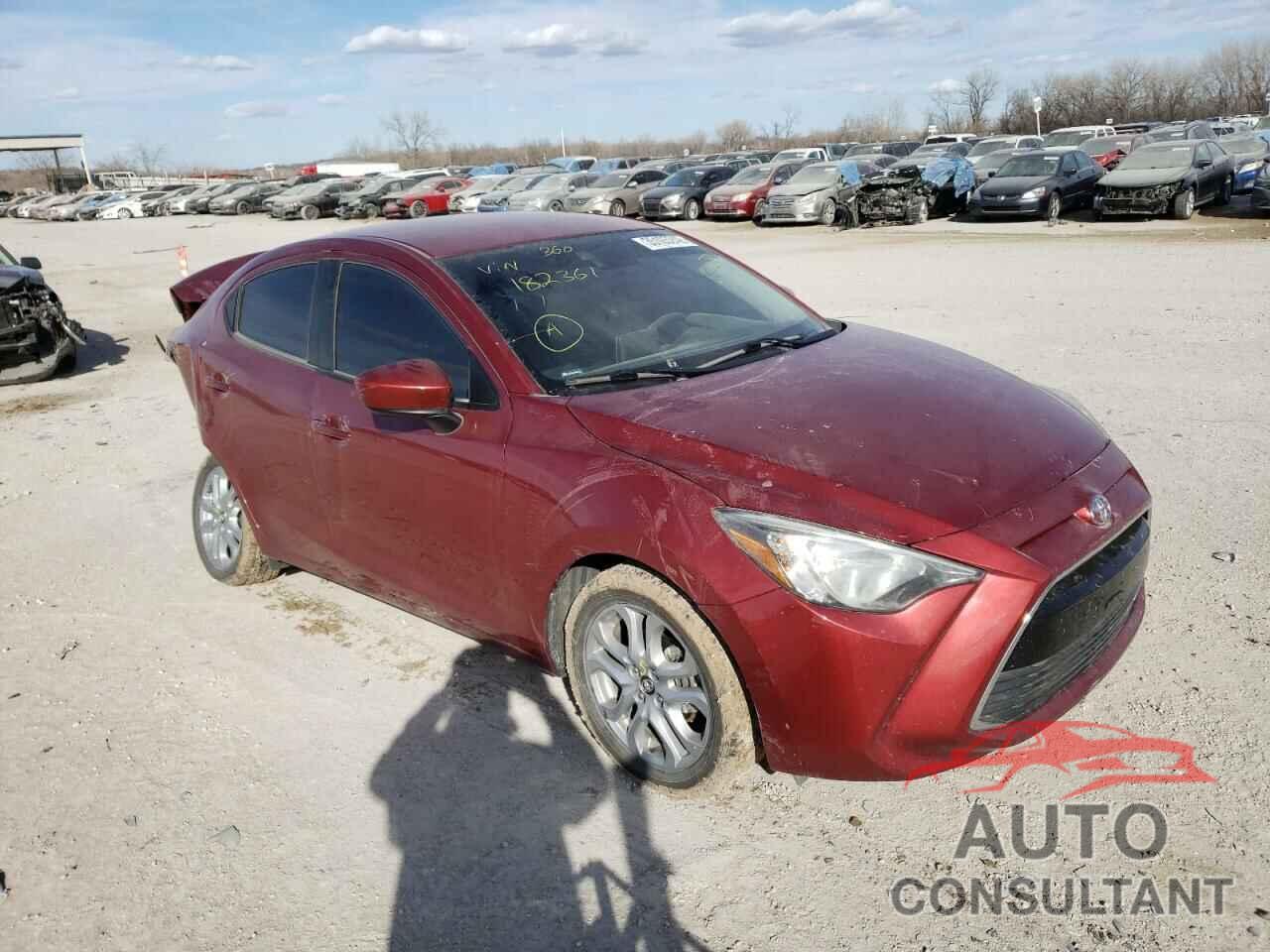 TOYOTA YARIS 2017 - 3MYDLBYV8HY182361
