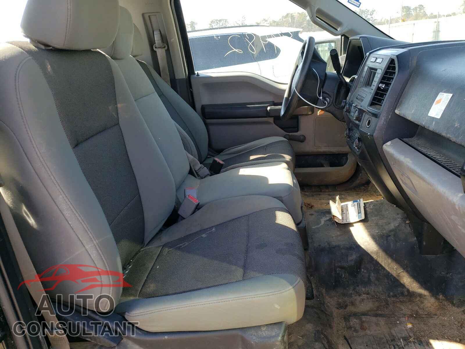 FORD F150 2017 - 1FTMF1C81HFC79488
