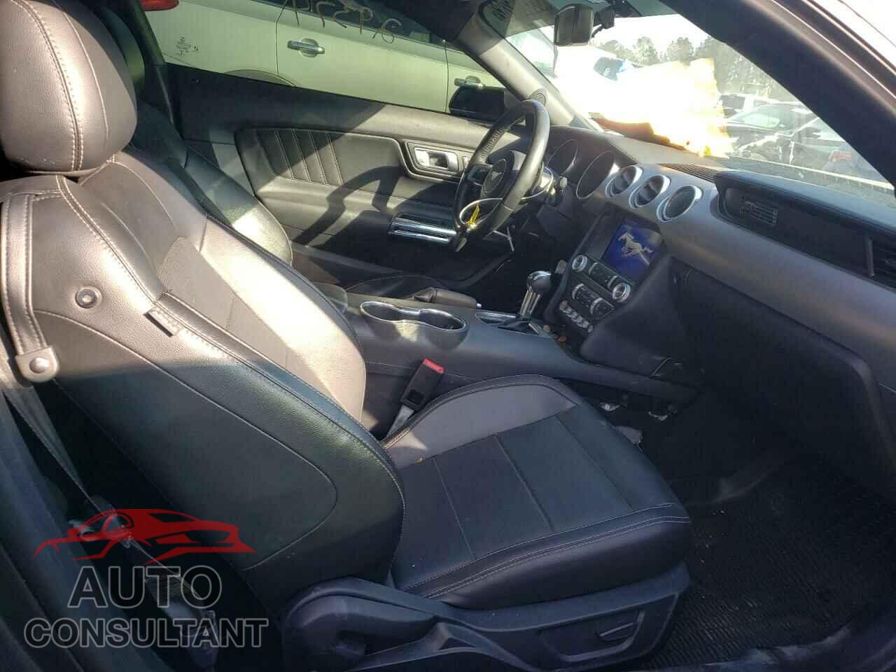 FORD MUSTANG 2020 - 1FA6P8CF3L5161833