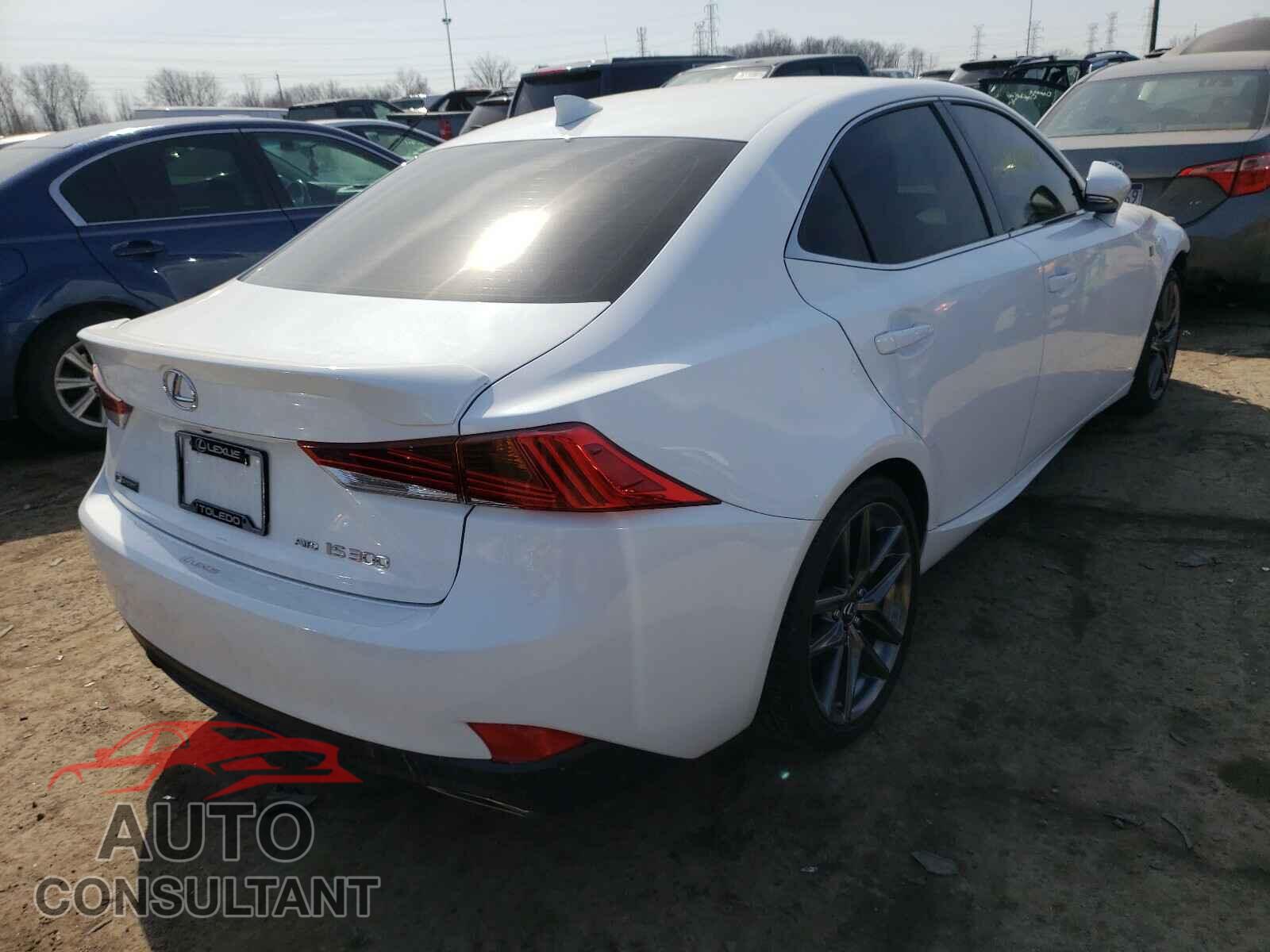 LEXUS IS 2018 - JTHC81D21J5029050