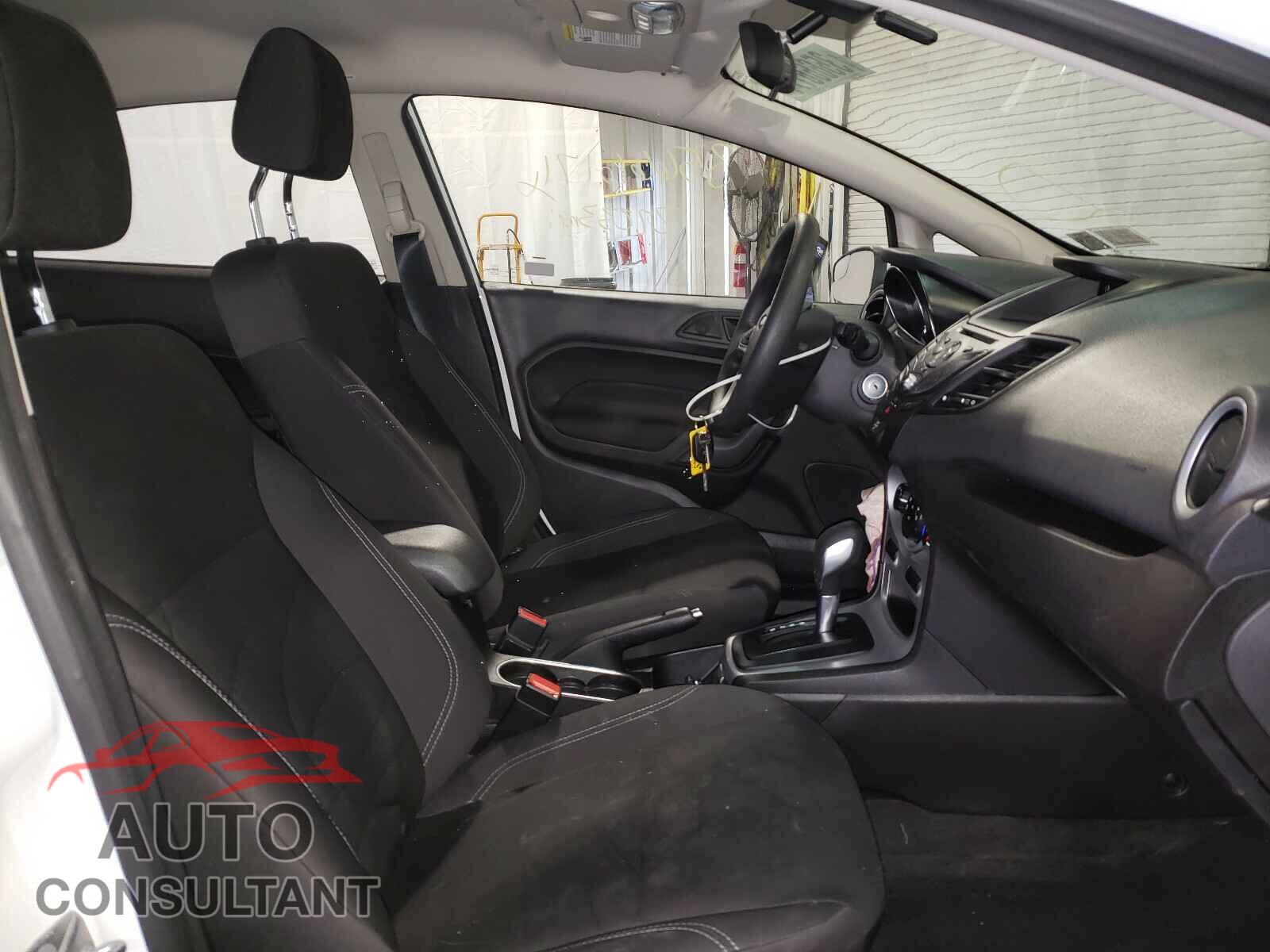 FORD FIESTA 2019 - 3FADP4EJ8KM156945