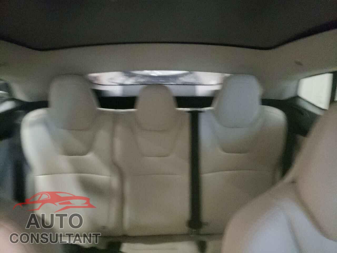 TESLA MODEL S 2018 - 5YJSA1E20JF270516