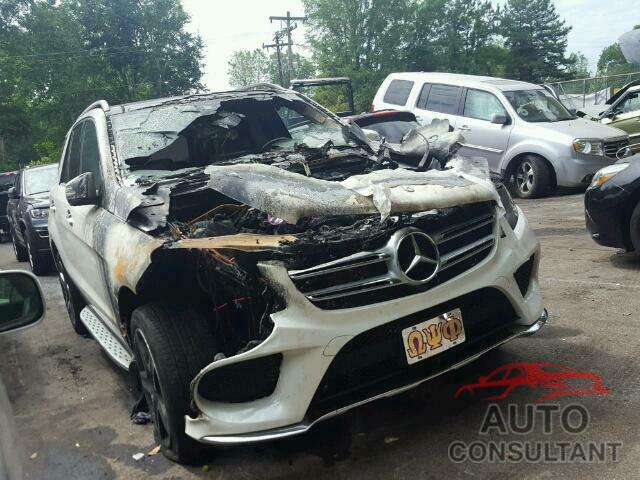 MERCEDES-BENZ GLE400 2017 - 4JGDA5GB9HA842274