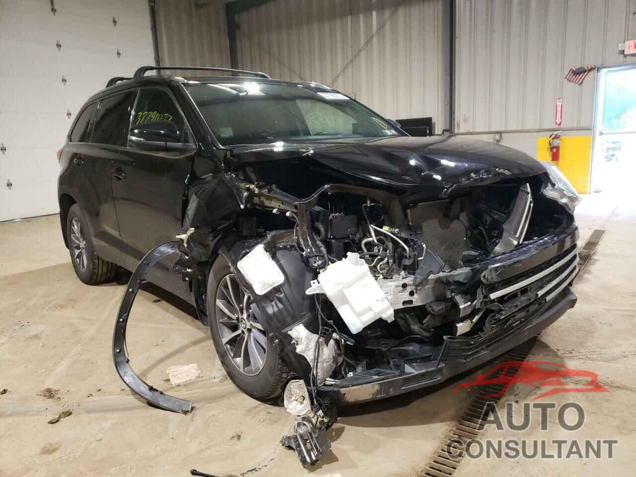 TOYOTA HIGHLANDER 2019 - 5TDJZRFHXKS948630