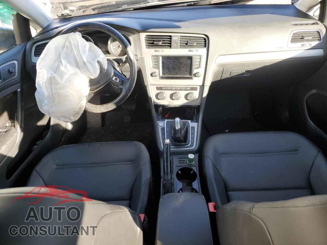 VOLKSWAGEN GOLF 2017 - 3VW217AU9HM024478