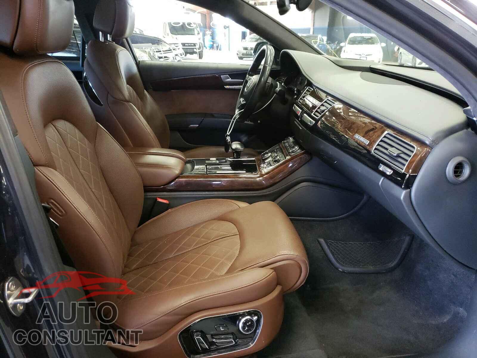 AUDI A8 2016 - WAU43AFD7GN005800