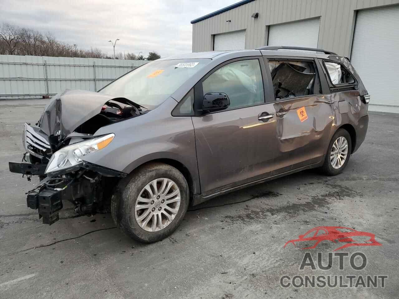 TOYOTA SIENNA 2017 - 5TDYZ3DC5HS802132