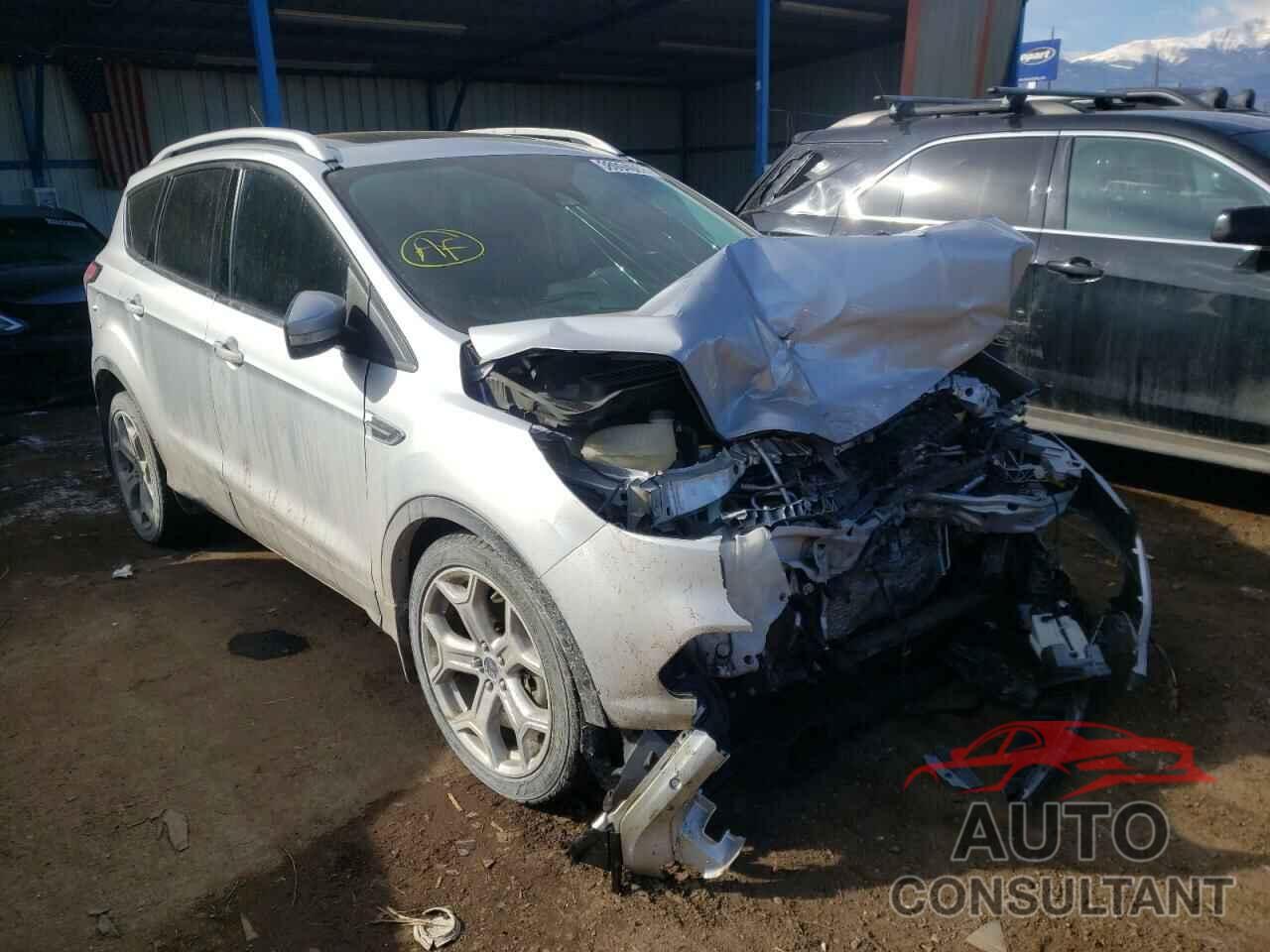 FORD ESCAPE 2017 - 1FMCU9J93HUC79382