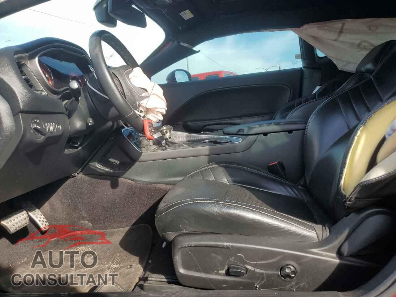 DODGE CHALLENGER 2018 - 2C3CDZC97JH121402