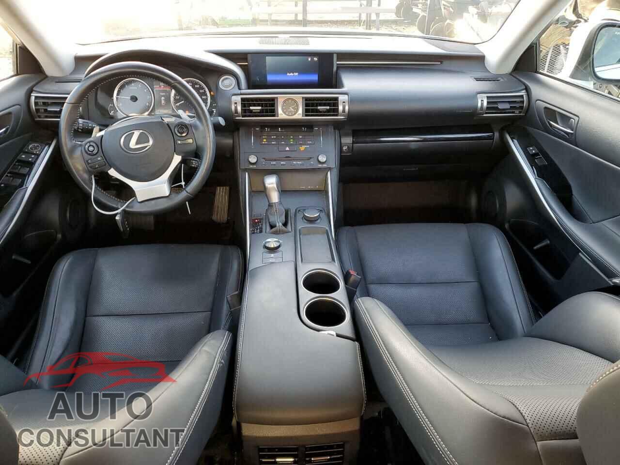 LEXUS IS 2015 - JTHBF1D23F5047008