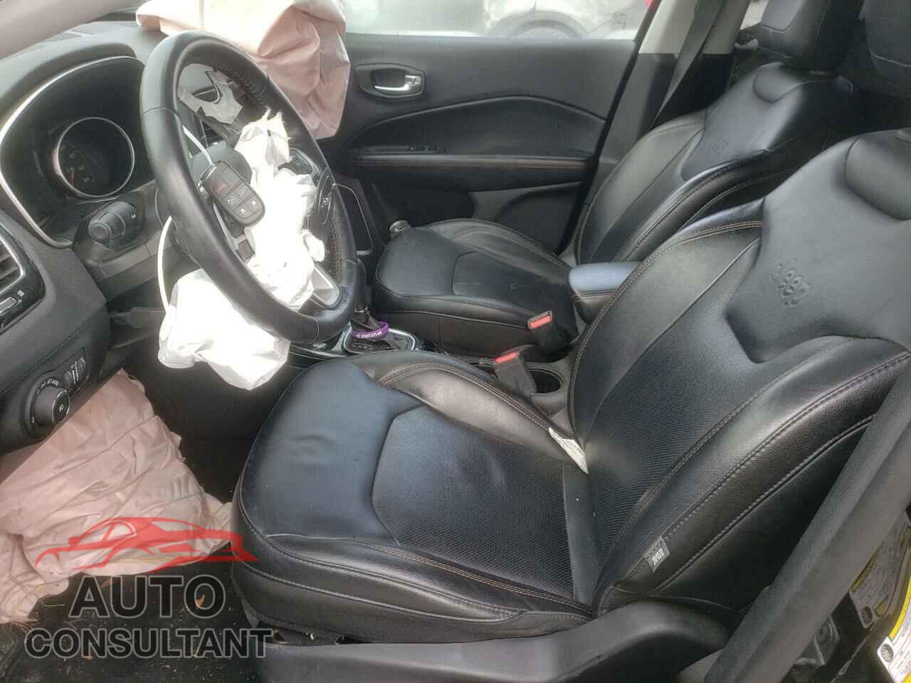 JEEP COMPASS 2019 - 3C4NJCCB4KT613486