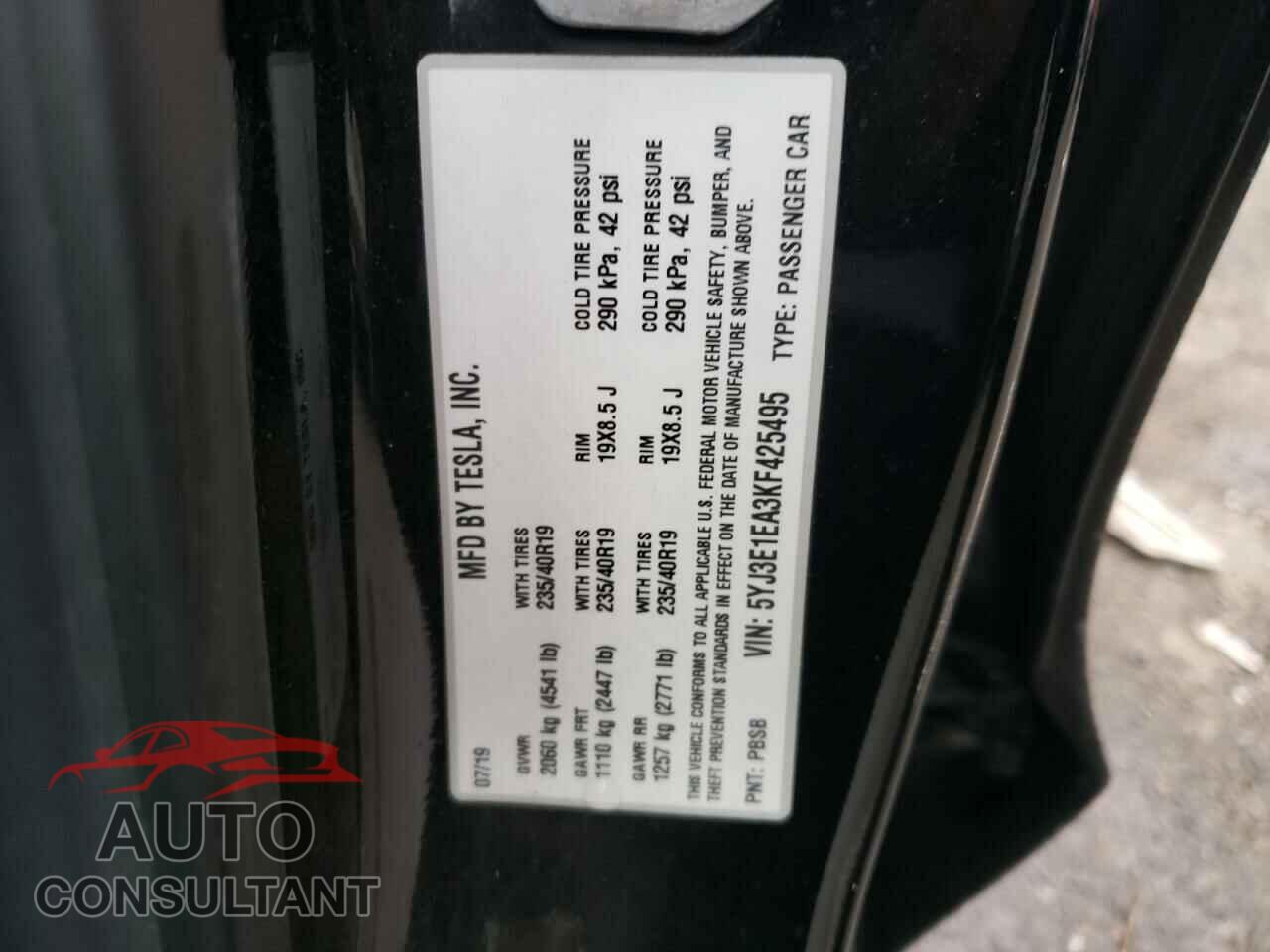 TESLA MODEL 3 2019 - 5YJ3E1EA3KF425495