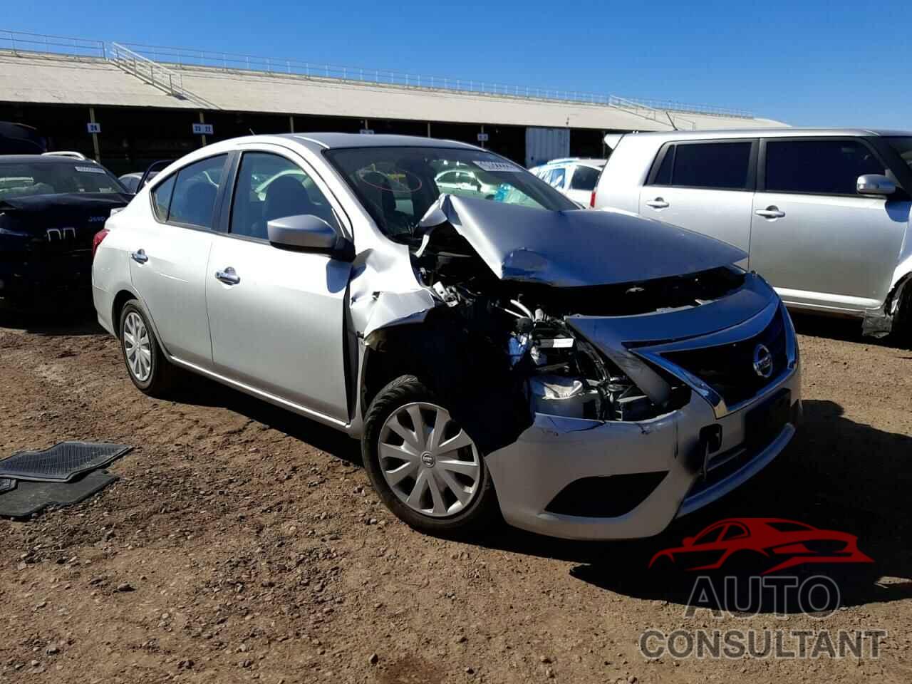 NISSAN VERSA 2019 - 3N1CN7AP5KL801907