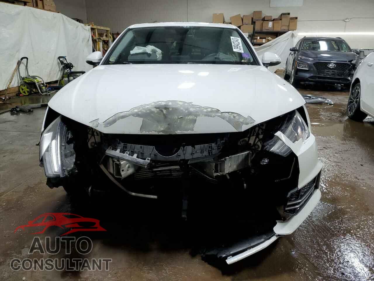 AUDI A4 2018 - WAUKMAF44JA028857