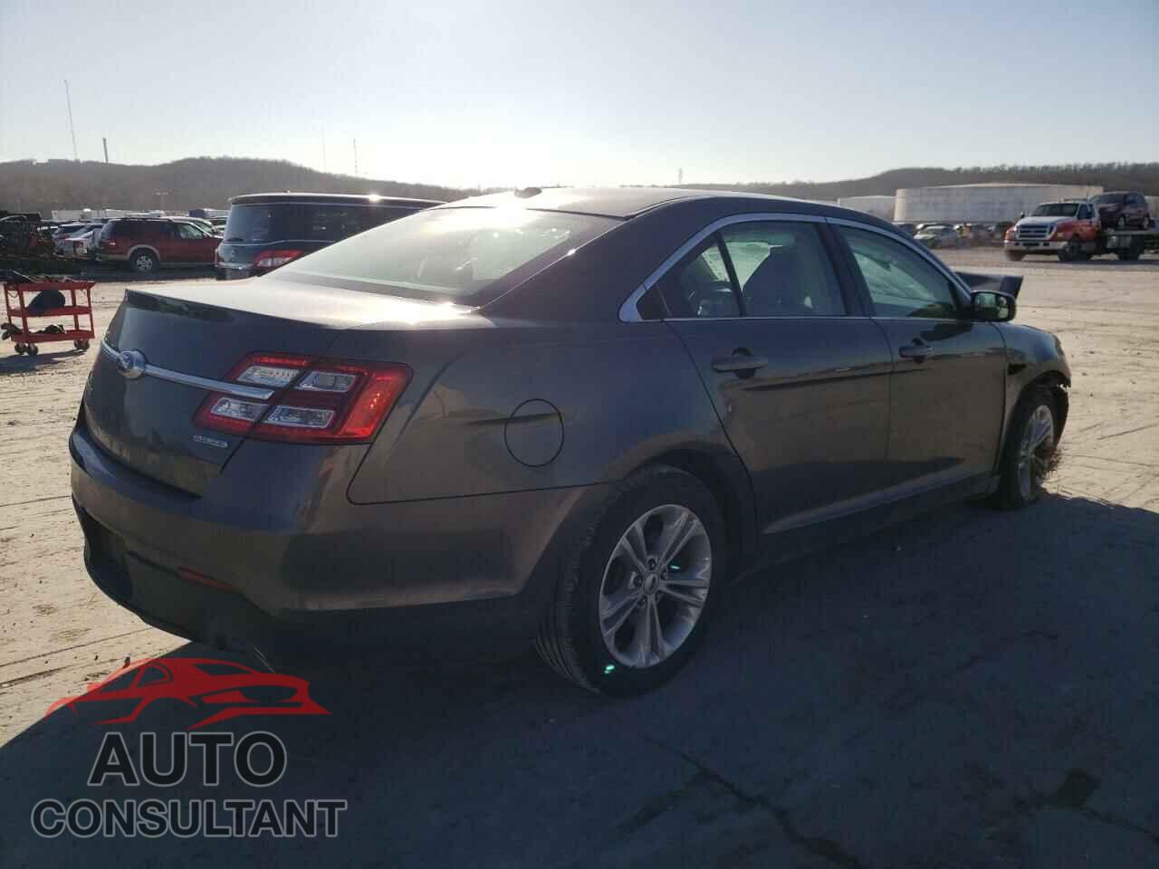 FORD TAURUS 2017 - 1FAHP2D87HG120073