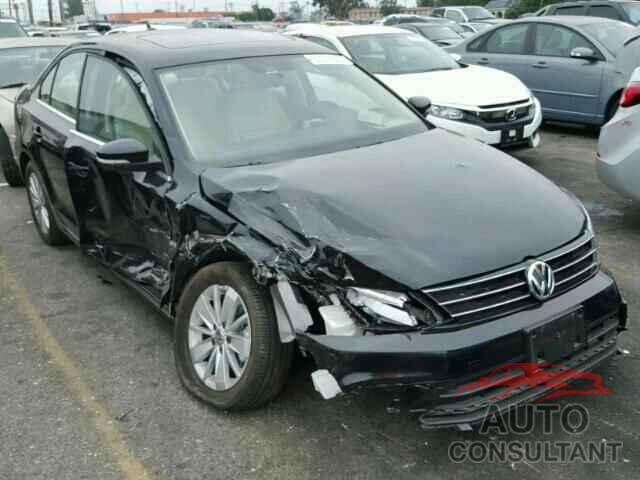 VOLKSWAGEN JETTA 2016 - 3VWD67AJ7GM317973