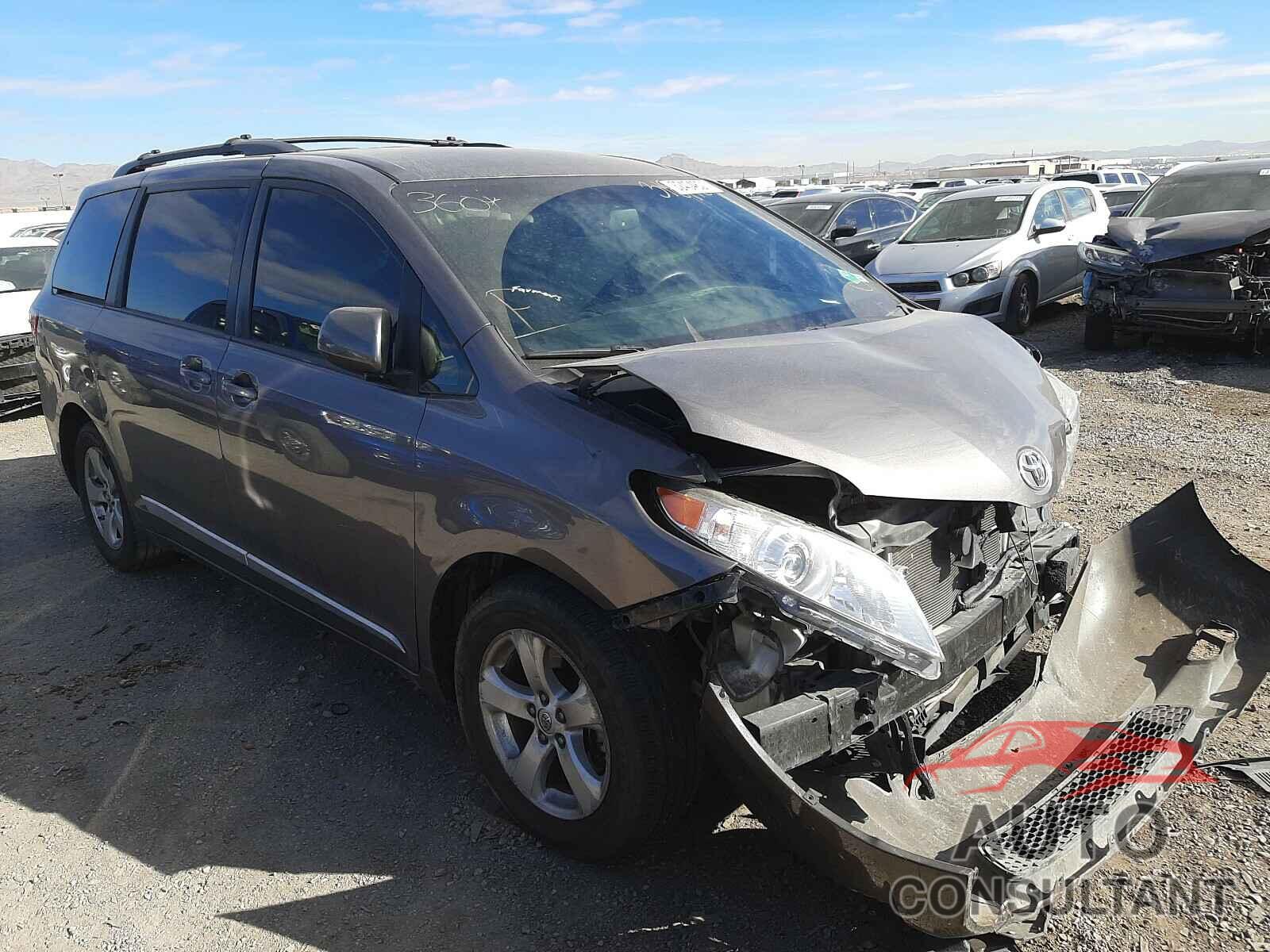 TOYOTA SIENNA 2017 - 5TDKZ3DCXHS780408