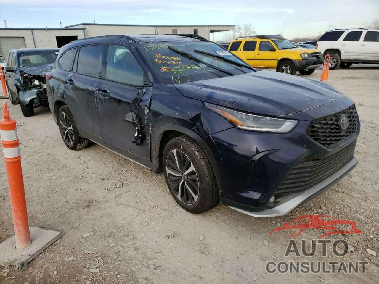 TOYOTA HIGHLANDER 2021 - 5TDJZRBH0MS108462