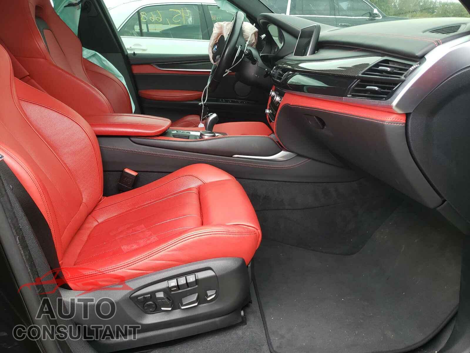 BMW X5 2018 - 3FA6P0HD5KR146688