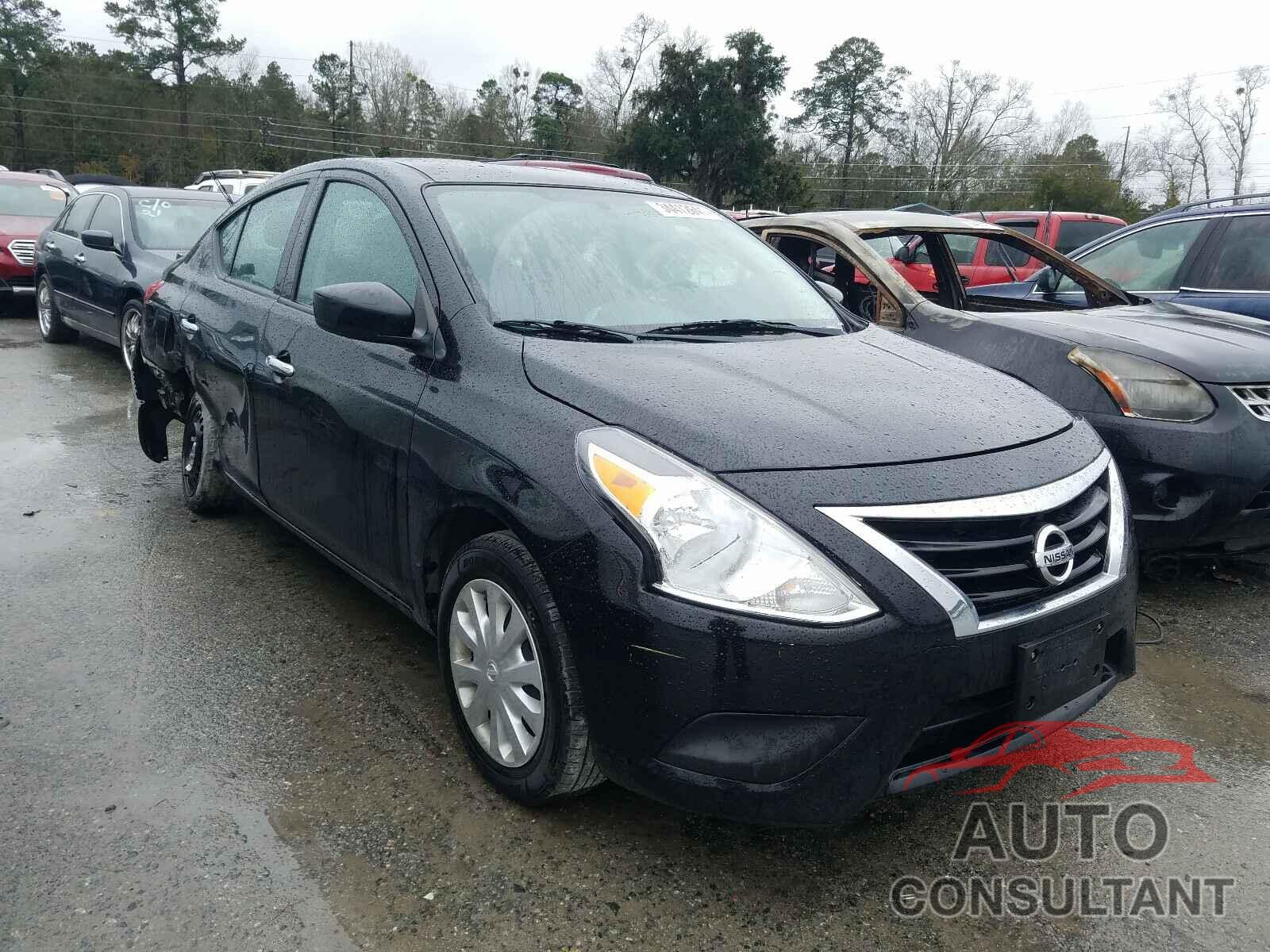 NISSAN VERSA 2018 - 3N1CN7AP9JL872543
