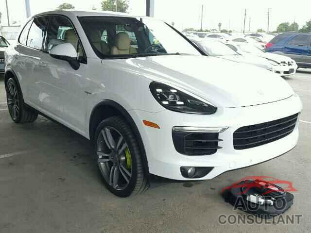 PORSCHE CAYENNE 2015 - WP1AE2A20FLA50808