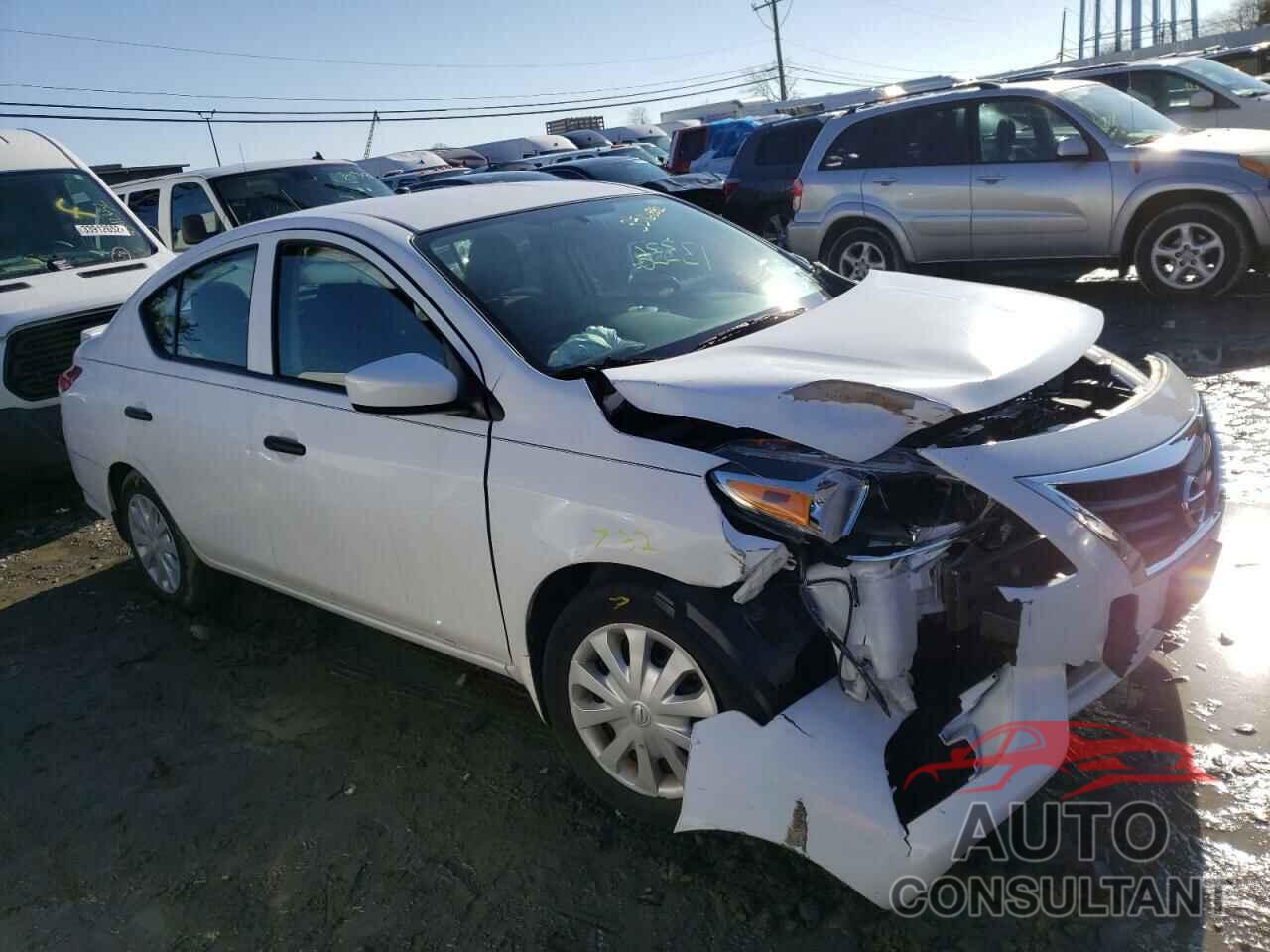 NISSAN VERSA 2019 - 3N1CN7APXKL822767
