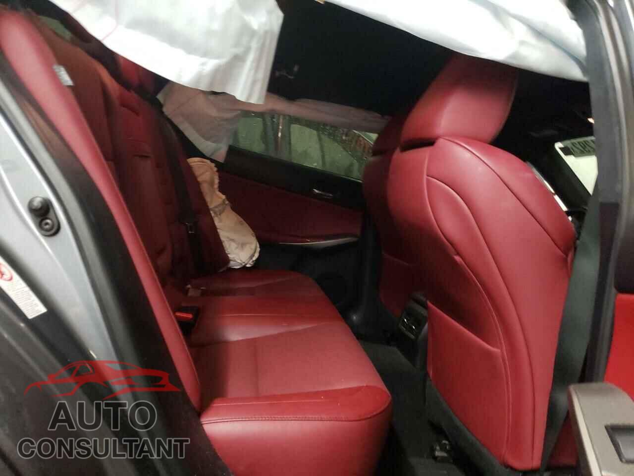 LEXUS IS 2016 - JTHBA1D25G5038407