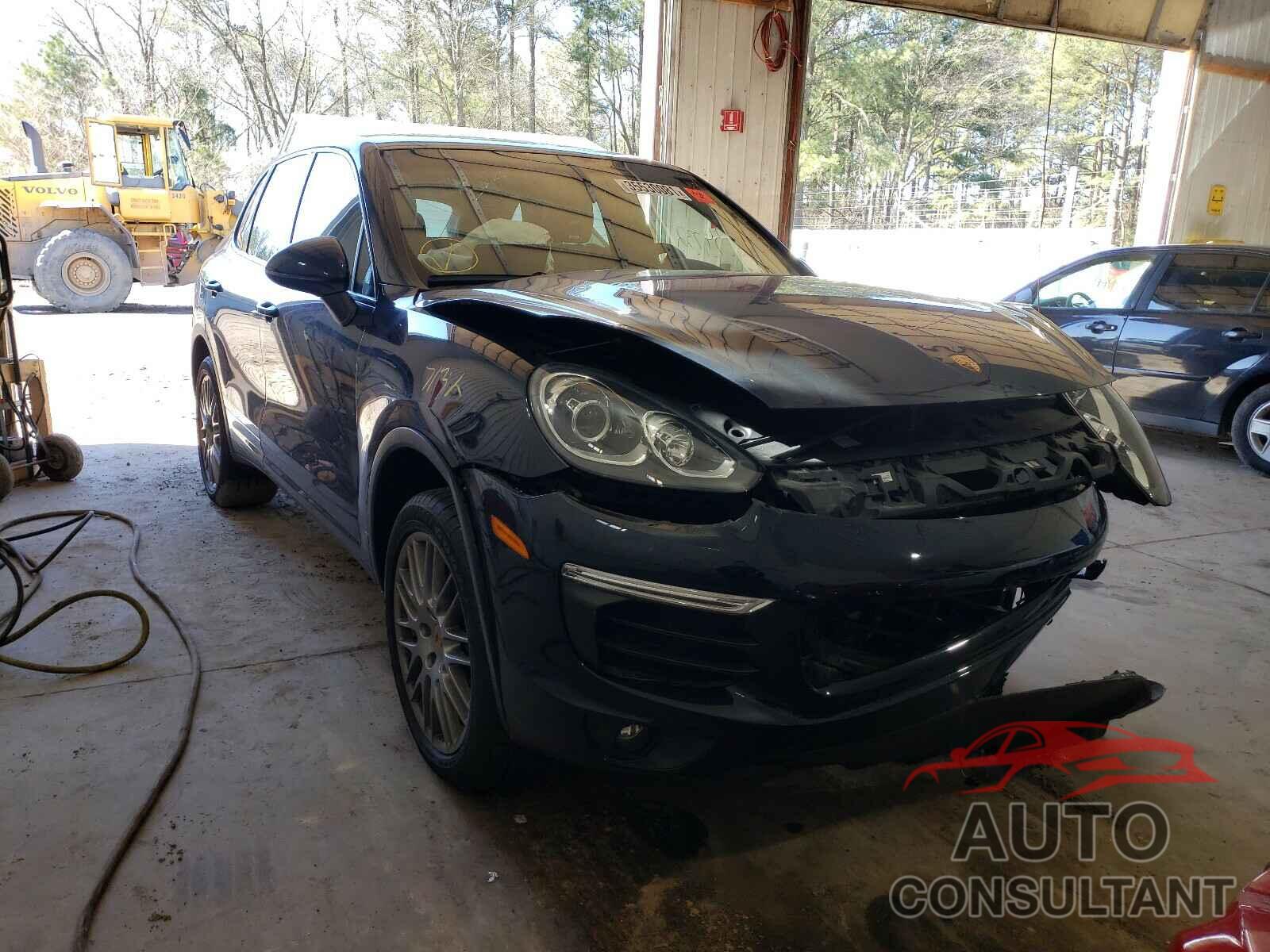 PORSCHE CAYENNE 2018 - WP1AA2A20JKA07743