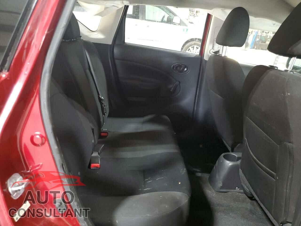 NISSAN VERSA 2017 - 3N1CE2CP4HL369139
