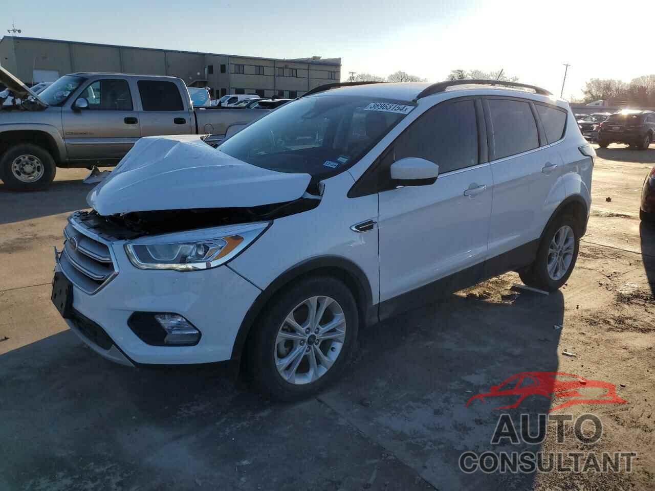 FORD ESCAPE 2018 - 1FMCU0HD5JUA84329