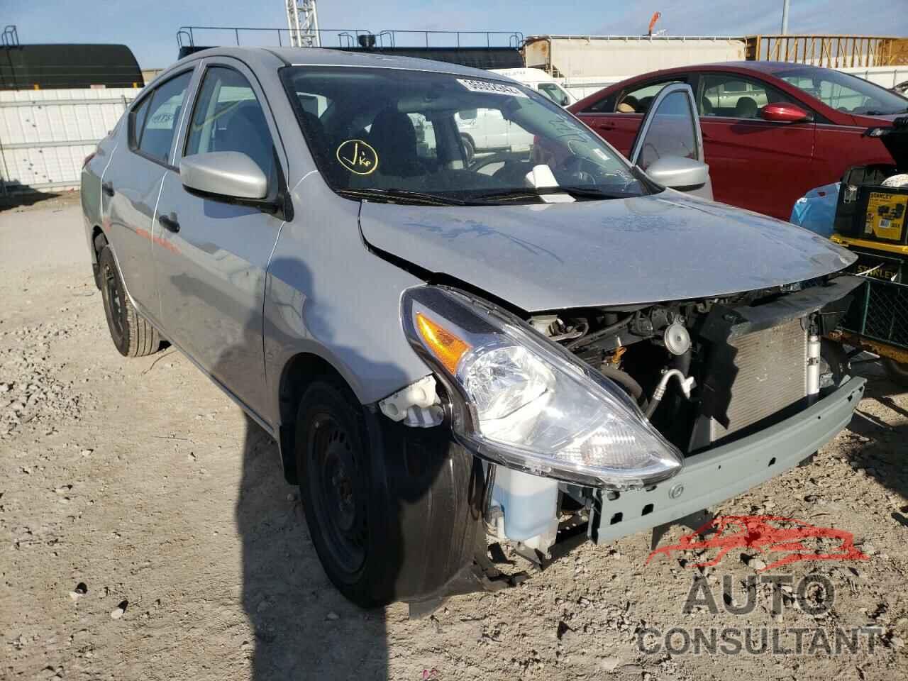 NISSAN VERSA 2017 - 3N1CN7AP8HL865674