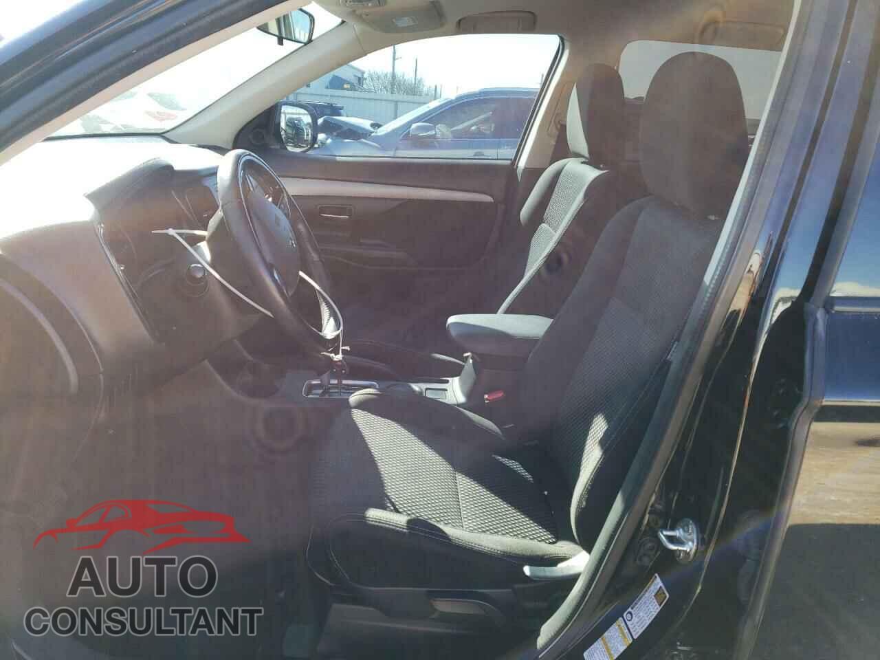 MITSUBISHI OUTLANDER 2016 - JA4AD2A38GZ045104