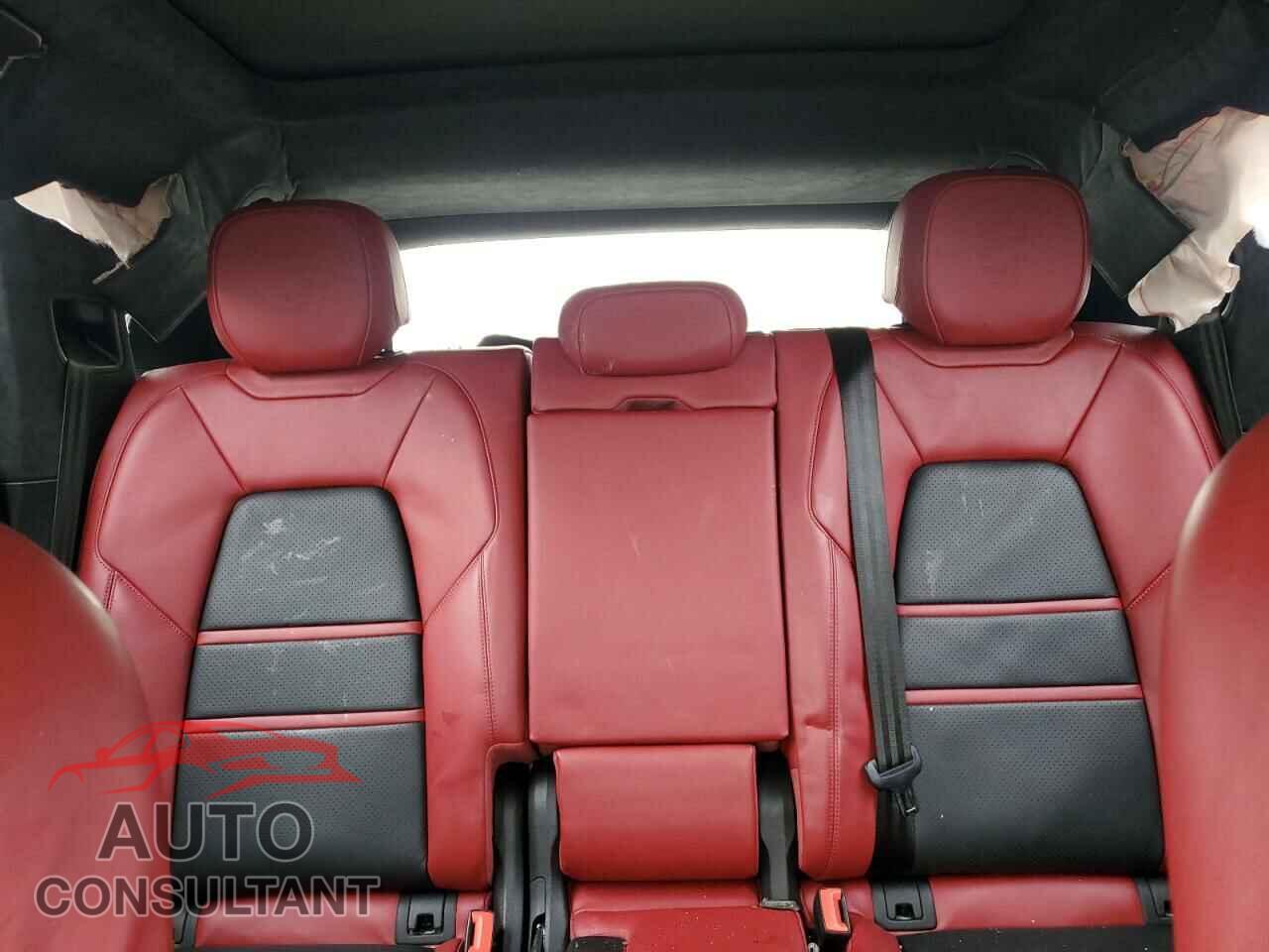 PORSCHE CAYENNE 2021 - WP1AF2AY4MDA36774