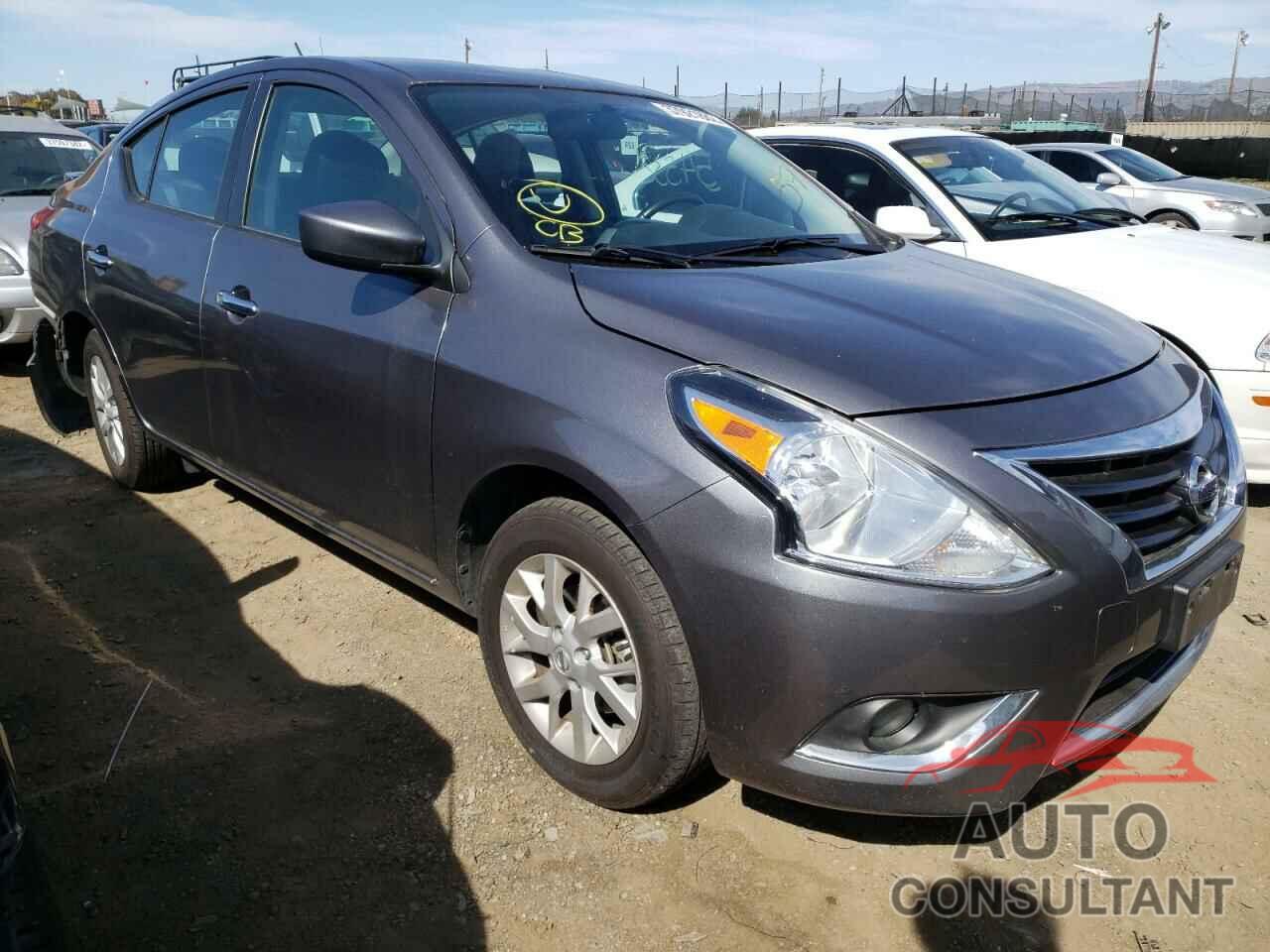 NISSAN VERSA 2018 - 3N1CN7AP6JL851620