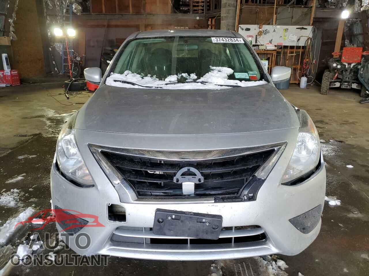 NISSAN VERSA 2019 - 3N1CN7AP3KL822626