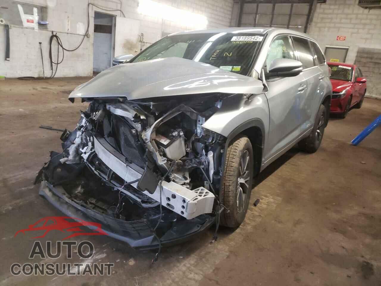 TOYOTA HIGHLANDER 2017 - 5TDBZRFH4HS442546