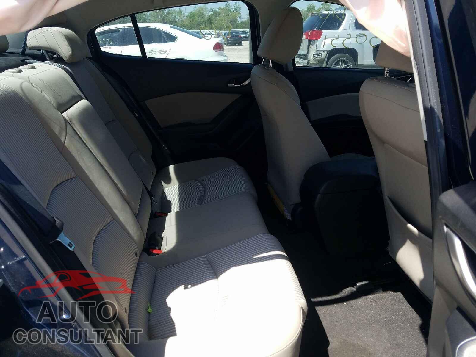 MAZDA 3 2016 - 3MZBM1U77GM321385