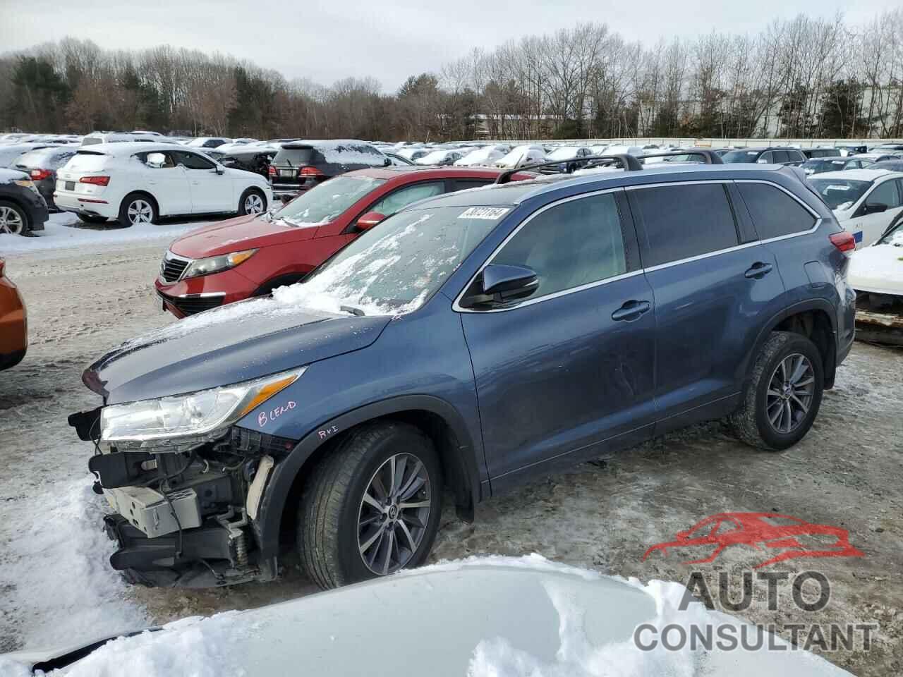 TOYOTA HIGHLANDER 2018 - 5TDJZRFH1JS862962