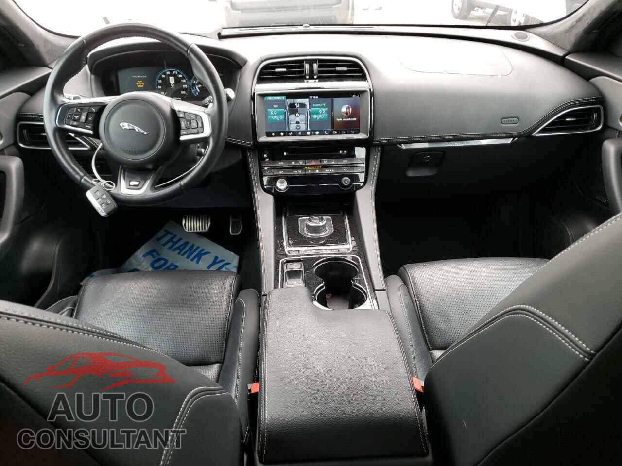 JAGUAR F-PACE 2017 - SADCM2BV4HA077132