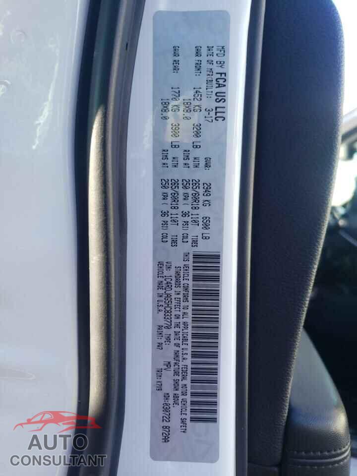 DODGE DURANGO 2017 - 1C4RDJAG5HC833770