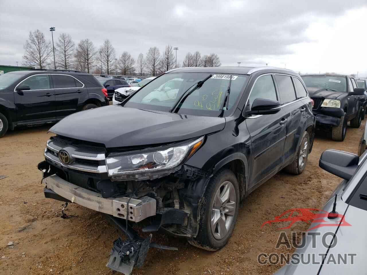 TOYOTA HIGHLANDER 2018 - 5TDDZRFH2JS873787