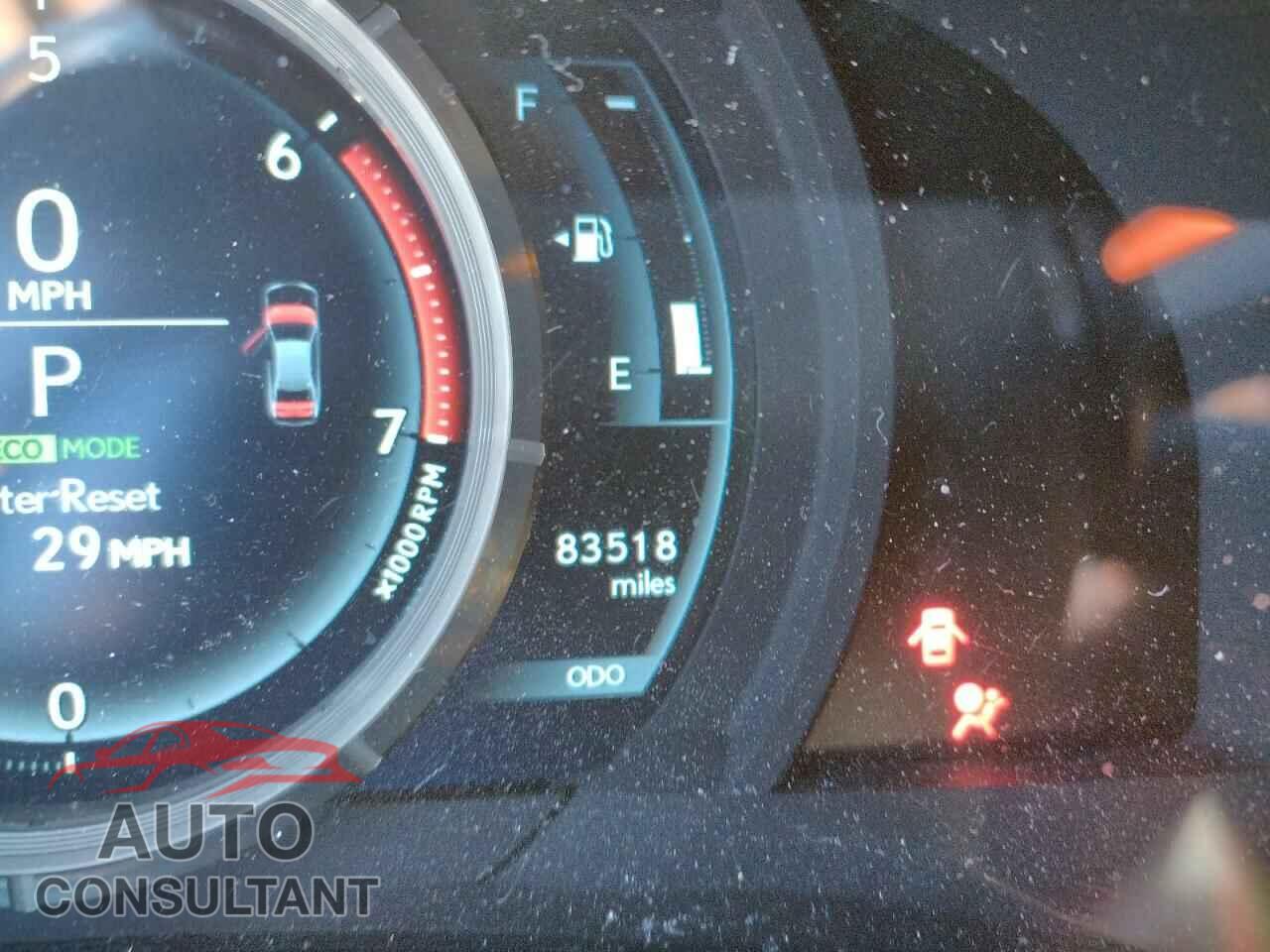 LEXUS IS 2016 - JTHBA1D2XG5017729